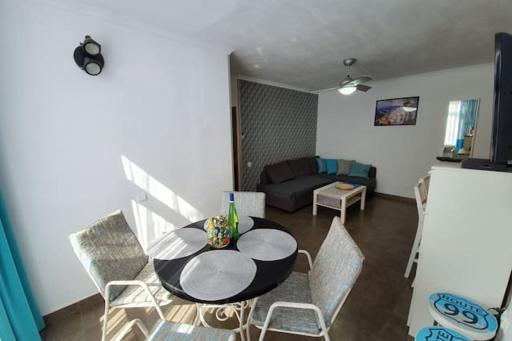 Spacious apartment in San Bartolome de Tirajana 65 m² - Housity