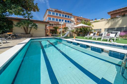 Apartamentos MALGRAT LUX - Housity