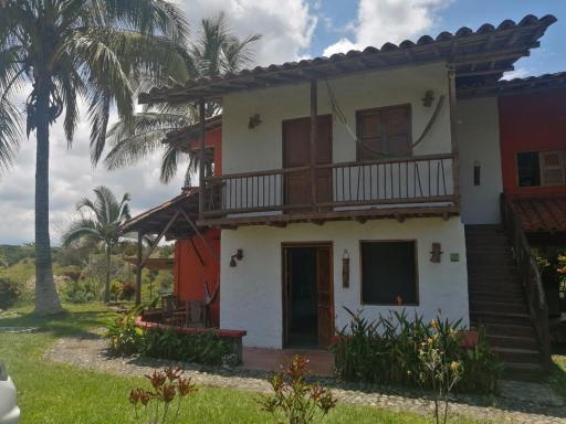 Nice place with two floors good for families - Housity