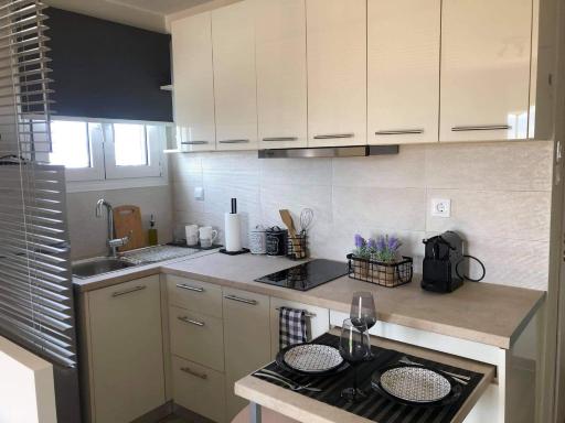 Meni Sweet Central Studio - Housity