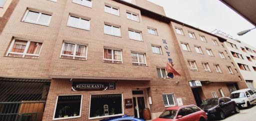 Hotel Valdemoro - Housity