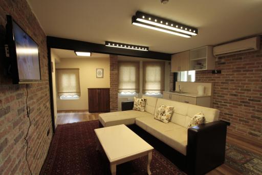 Coskun House - Housity