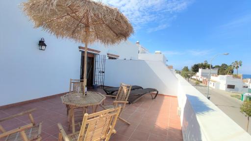Apartamentos MAS Conil - Housity
