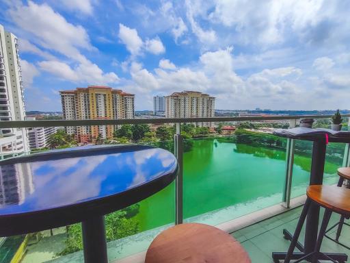 -Lake View- Mount Austin IKEA Toppen 10 mins - A110 - Hizvo