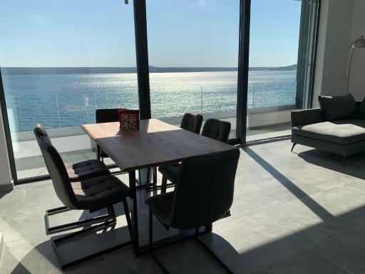 Palms & Beach Maslenica - Housity