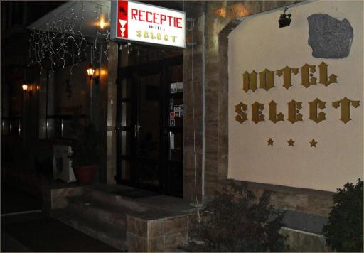 Select - Housity
