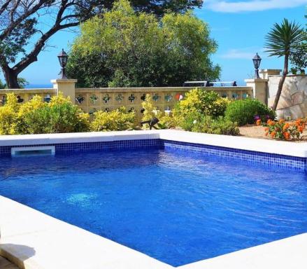 House - 3 Bedrooms with Pool, WiFi and Sea views young people group not allowed - 07062 - Housity