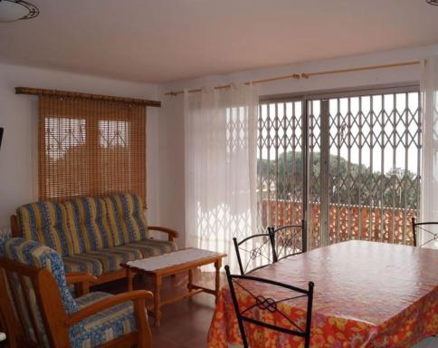 House - 2 Bedrooms with Pool and Sea views young people group not allowed - 07073 - Housity