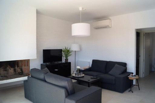 House - 2 Bedrooms with Pool young people group not allowed - 07524 - Housity
