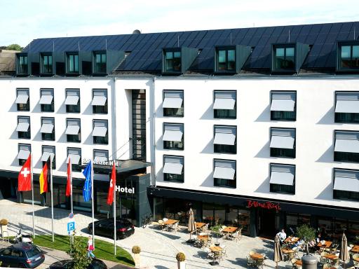Hotel Schweizer Hof - Housity
