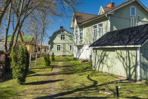 Newly renovated apartment in a woodenhouse from 1910 in Martti! - Housity
