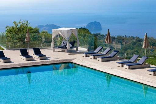 Nastro Azzurro Resort - Housity