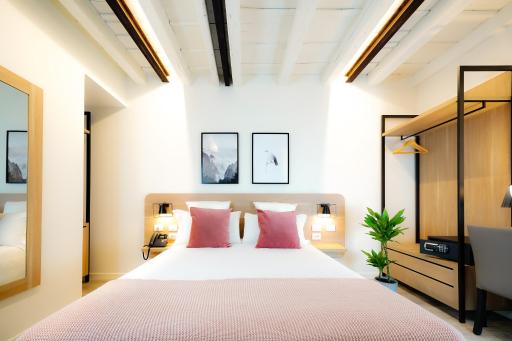 Bergamo Inn 15 - Housity