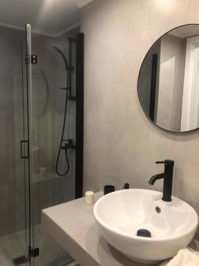 Exarcheia House - Housity