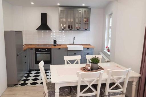 GUESTHOUSE MARIA / КЪЩА ЗА ГОСТИ МАРИЯ / GÄSTEHAUS MARIA - Housity