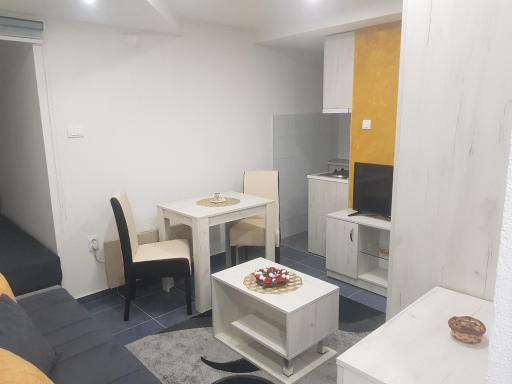 Apartmani Loznica - Housity