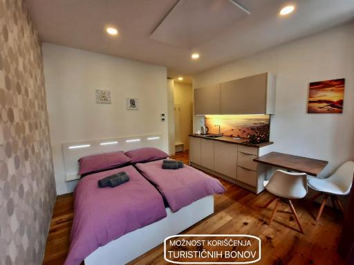 Apartment Gold - Housity