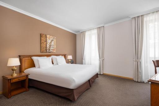 Beachfront Hotel Le Rive - Housity