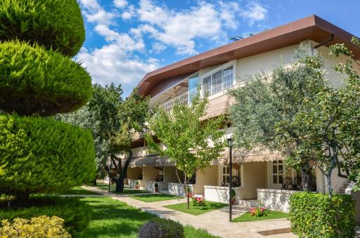 Gurel Garden House - Housity