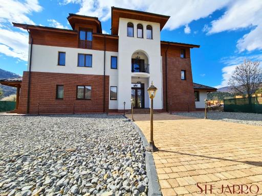 Stejarro Conac Moldovenesc - Housity