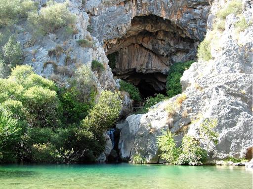 Casa Rural las Rosas de Benaojan - Housity