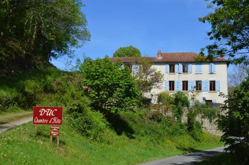 DUC MANOIR Chambres d'hôtes - Housity