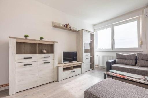 Cosy Apartment Hugo - Housity