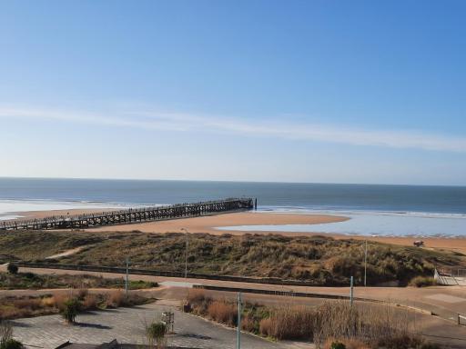 Vue superbe sur l'océan, studio et stationnement - Housity