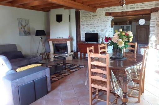 Gîte des Billaudes - Housity