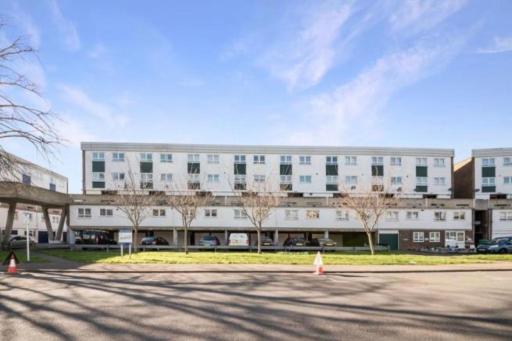 Brunswick Rooms - Housity