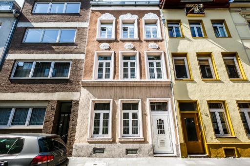 Ferienwohnung Köln-Altstadt-Nord - Hizvo