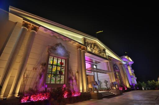 HOTEL CRYSTAL CROWN - Housity