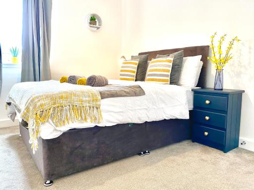 Serviced Accommodation Moray Cawdor Avenue, Elgin - Housity