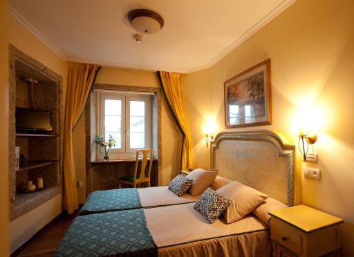 Hotel Fonte de San Roque - Housity