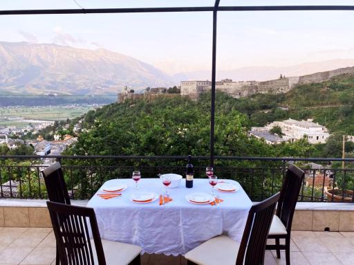 Inn Cloud Gjirokaster - Housity