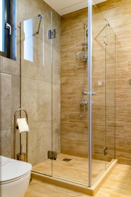 Beachfront Family Hotel LAXO - Housity