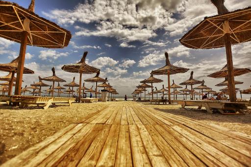 Mario Apartamente - Romantic Mamaia - Housity