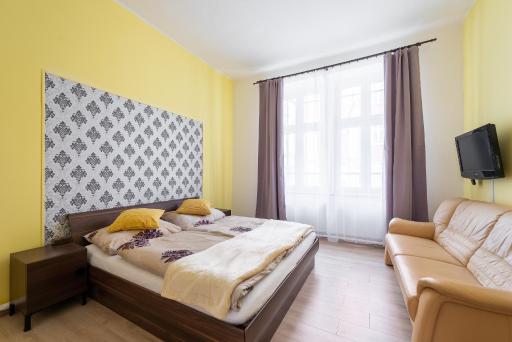 Spacious Apartment Děčín - Housity