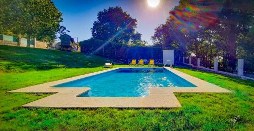 ESPECTACULAR CASONA DO CEREIXO NO VAl MIÑOR - Housity