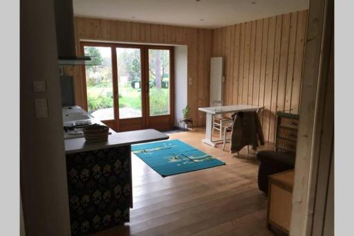 Abri nature au cœur du Jura - Housity