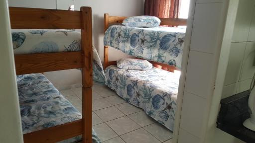 Margate Beach 6 Sleeper Apartment - Housity