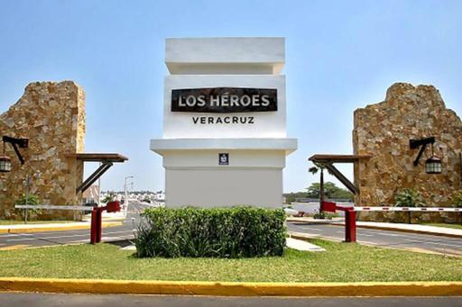 Casa Familiar en Cluster Privado. - Housity