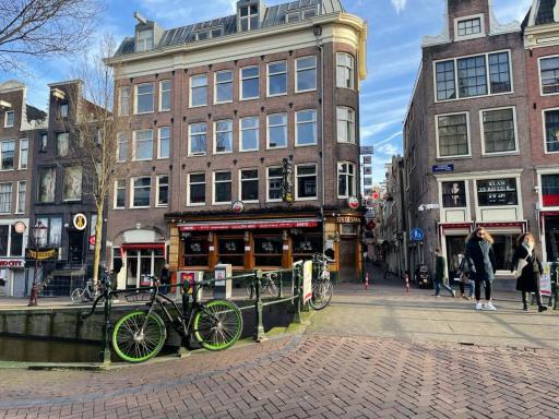Hotel & bar Royal taste Amsterdam - Housity