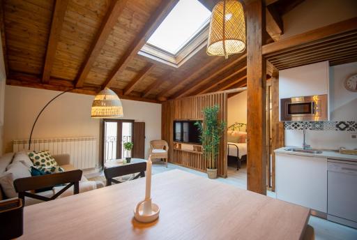 Apartamentos UXAMA LUXURY EPONA - junto a la Plaza Mayor - Housity