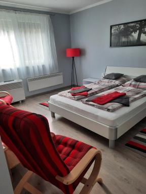 Kodály Apartman - Housity