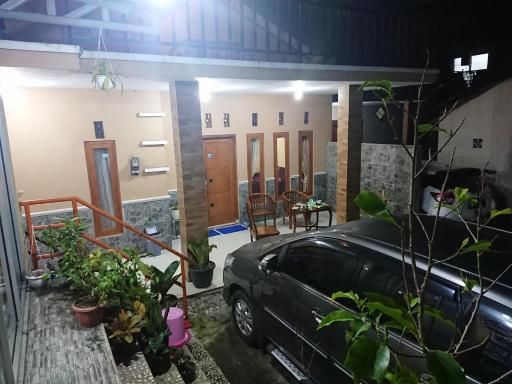 Villa Ayem Tentrem - Housity