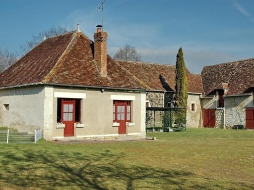 Ferme tranquille en Touraine avec jardin privé, proche Roche-Posay, animaux acceptés, linge inclus - FR-1-381-13 - Housity