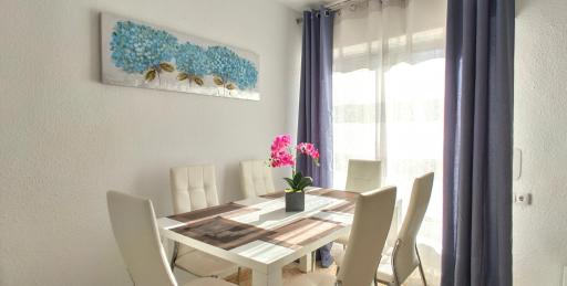 Beautiful flat with sea view and sound of the surf - Housity