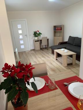 Apartman Zmaj - Housity