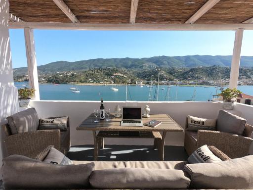Villaki Poros House - Housity